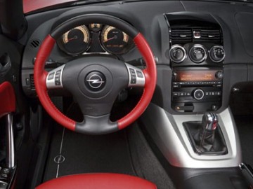 Opel GT - Tym razem jako spider